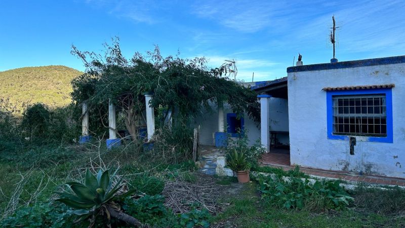 Casa de campo a reformar en San José - Ibiza